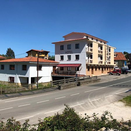 Hotel Caravia Exterior foto